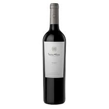 Botella de Viña Alicia Malbec 2010